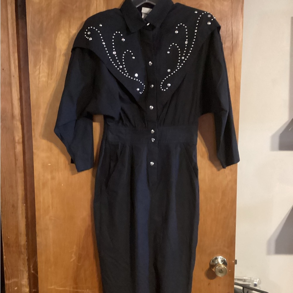 Women’s Stud Design Western Cowgirl Dress by JOJO. Black w Silver Studs. Size 6